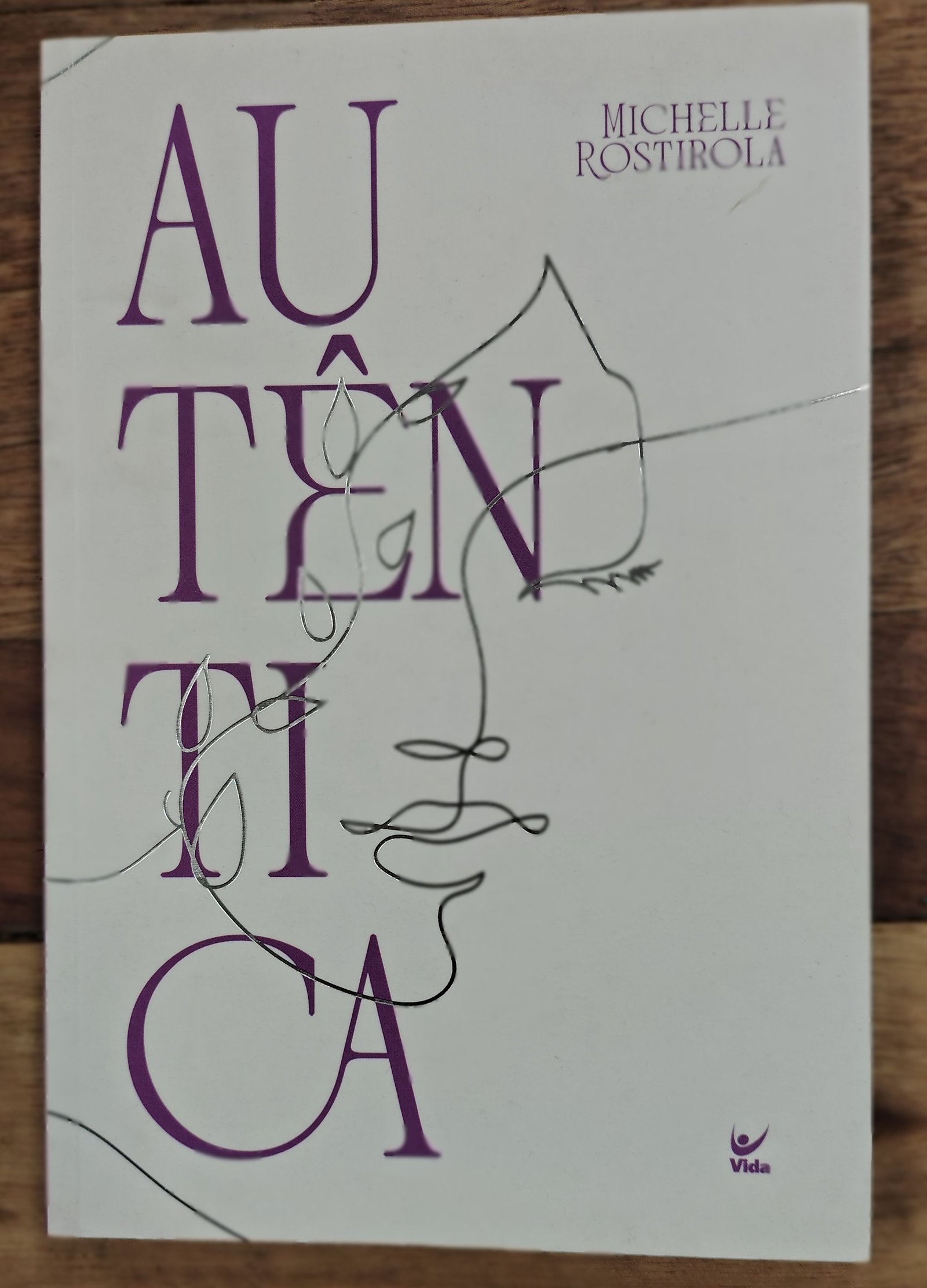Autêntica